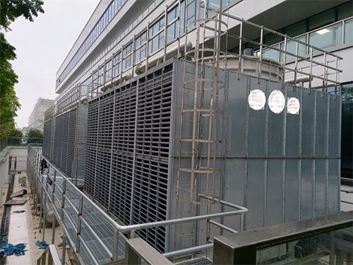 冷却塔维护及保养知识有哪些？(冷却塔需要用什么遮挡)